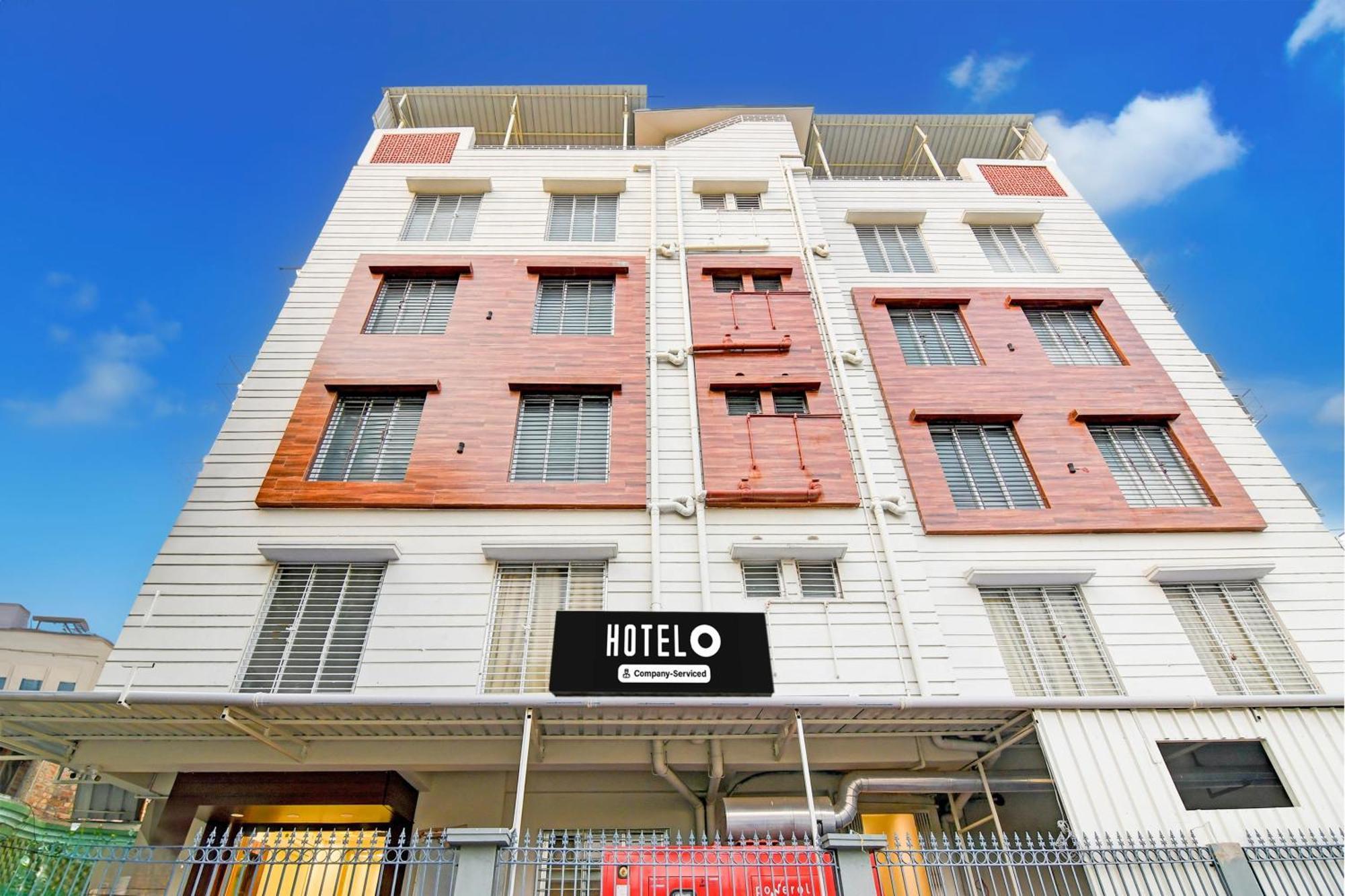 Super Townhouse Kaikhali Near Airport Hotel Kolkata Luaran gambar