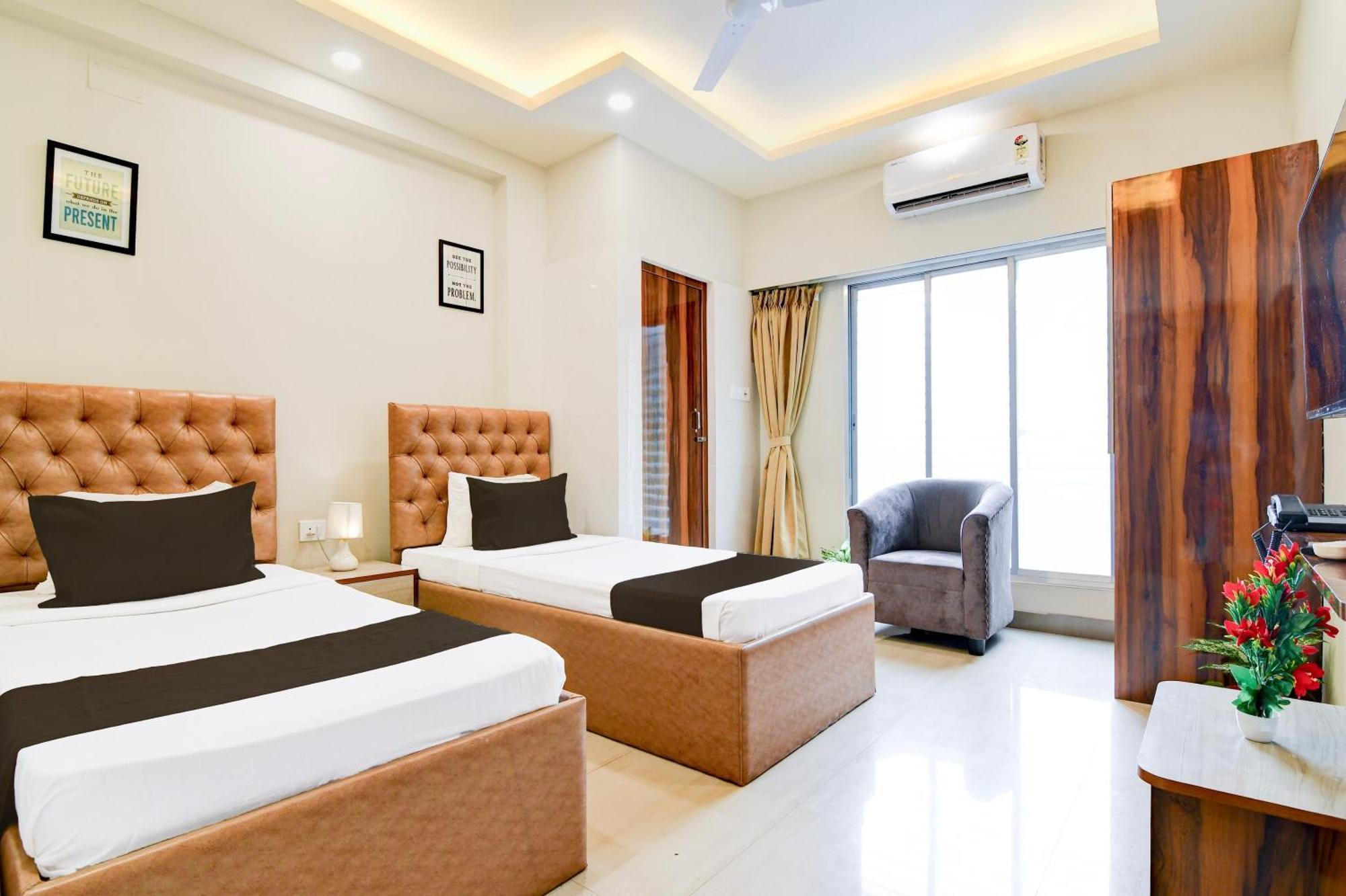 Super Townhouse Kaikhali Near Airport Hotel Kolkata Luaran gambar